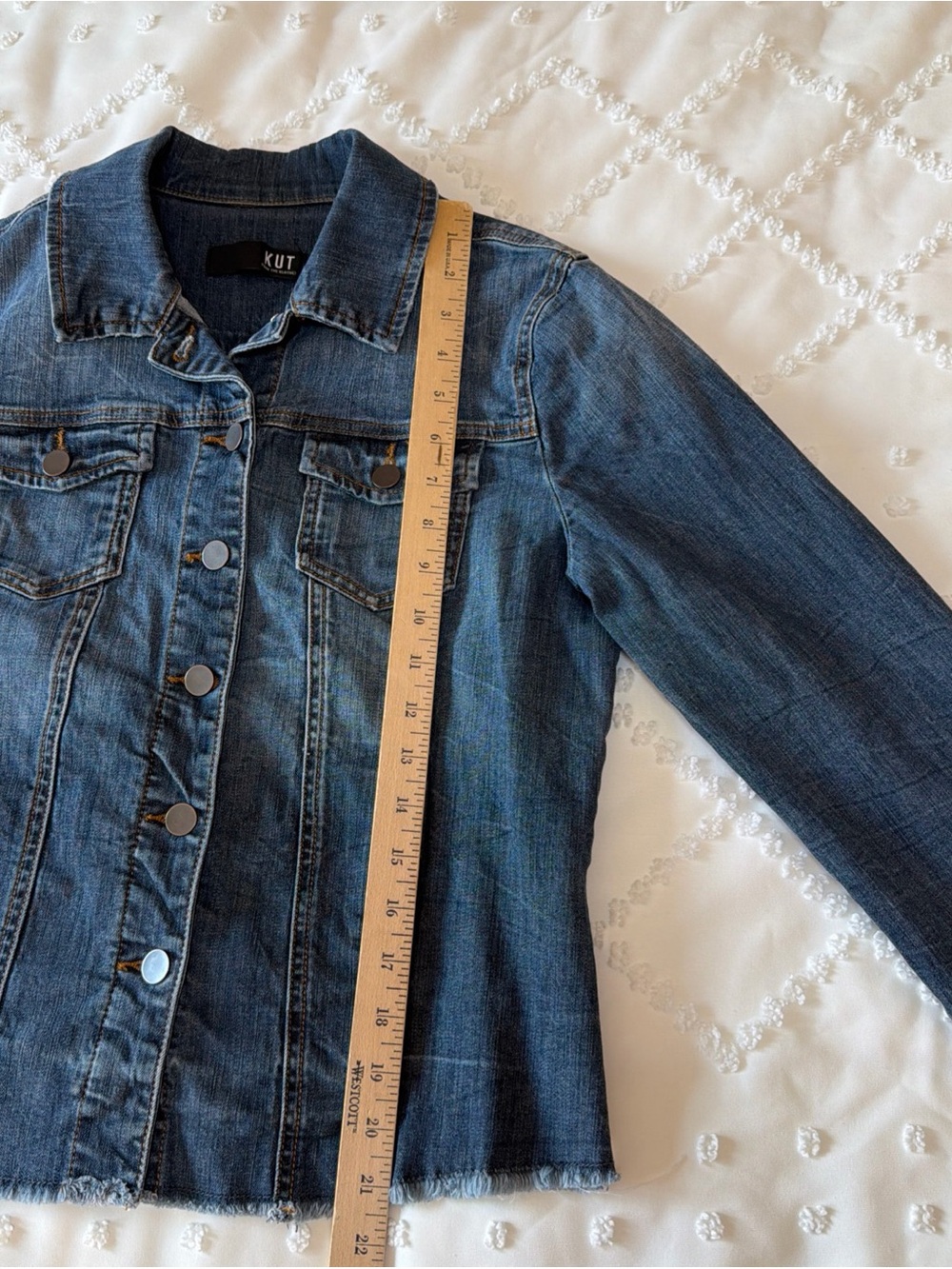 KUT from the Kloth Women’s M Dark Blue Collared Trucker Denim Jacket Long Sleeve - Picture 5 of 8